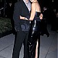 Nom du fichier=1999VanityFairOscarPartyArrivals_05.jpg
Taille du fichier=40Ko
Dimensions : 366x600
Ajouté le : 14 Janvier 2009 1999VanityFairOscarPartyArrivals_05.jpg