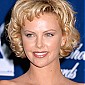 Nom du fichier=Peoplechoiceawards2000_05.jpg
Taille du fichier=489Ko
Dimensions : 1317x1900
Ajouté le : 14 Janvier 2009 Peoplechoiceawards2000_05.jpg