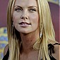Nom du fichier=MTVMovieawards02_03.jpg
Taille du fichier=270Ko
Dimensions : 1265x2000
Ajouté le : 28 Décembre 2008 MTVMovieawards02_03.jpg