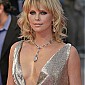 Nom du fichier=Deauvillefestivalitalianjobpremiere_20.jpg
Taille du fichier=59Ko
Dimensions : 416x600
Ajouté le : 27 Décembre 2008 Deauvillefestivalitalianjobpremiere_20.jpg