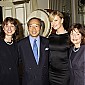 Nom du fichier=MikimotoGrandReopeningtoBenefitAIDSFoundation_03.jpg
Taille du fichier=54Ko
Dimensions : 600x402
Ajouté le : 27 Décembre 2008 MikimotoGrandReopeningtoBenefitAIDSFoundation_03.jpg