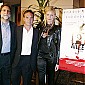 Nom du fichier=aileenlifeanddeathofserialkillercharityscreening04_13.jpg
Taille du fichier=649Ko
Dimensions : 2025x1300
Ajouté le : 11 Novembre 2008 aileenlifeanddeathofserialkillercharityscreening04_13.jpg