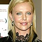 Nom du fichier=aileenlifeanddeathofserialkillercharityscreening04_22.jpg
Taille du fichier=494Ko
Dimensions : 1386x1900
Ajouté le : 11 Novembre 2008 aileenlifeanddeathofserialkillercharityscreening04_22.jpg