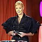 criticschoiceawardsshow04_08.jpg