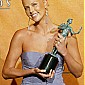 Nom du fichier=SAGAwards04pressroom_06.jpg
Taille du fichier=405Ko
Dimensions : 1348x1900
Ajouté le : 12 Novembre 2008 SAGAwards04pressroom_06.jpg