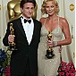 Nom du fichier=academyawardspressroom_12.jpg
Taille du fichier=417Ko
Dimensions : 1391x2000
Ajouté le : 12 Novembre 2008 academyawardspressroom_12.jpg