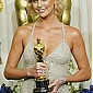 Nom du fichier=academyawardspressroom_29.jpg
Taille du fichier=436Ko
Dimensions : 1277x2000
Ajouté le : 12 Novembre 2008 academyawardspressroom_29.jpg