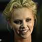Nom du fichier=ukgalapremieremonster_14.jpg
Taille du fichier=364Ko
Dimensions : 1338x1900
Ajouté le : 15 Novembre 2008 ukgalapremieremonster_14.jpg