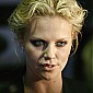 Nom du fichier=ukgalapremieremonster_40.jpg
Taille du fichier=497Ko
Dimensions : 1386x2000
Ajouté le : 15 Novembre 2008 ukgalapremieremonster_40.jpg