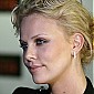 Nom du fichier=ukgalapremieremonster_57.jpg
Taille du fichier=461Ko
Dimensions : 1333x1900
Ajouté le : 15 Novembre 2008 ukgalapremieremonster_57.jpg