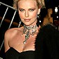 Nom du fichier=2004CostumeInstituteGala_03.jpg
Taille du fichier=308Ko
Dimensions : 1280x1998
Ajouté le : 07 Décembre 2008 2004CostumeInstituteGala_03.jpg