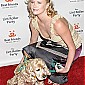 Nom du fichier=2004AnnualLintRollerParty_33.jpg
Taille du fichier=726Ko
Dimensions : 1280x2000
Ajouté le : 07 Décembre 2008 2004AnnualLintRollerParty_33.jpg
