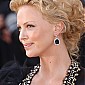Nom du fichier=screeningpetersellersfestivalcannes_37.jpg
Taille du fichier=348Ko
Dimensions : 1312x2000
Ajouté le : 27 Décembre 2008 screeningpetersellersfestivalcannes_37.jpg