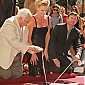 Nom du fichier=starwalkoffame_45.jpg
Taille du fichier=432Ko
Dimensions : 1333x2000
Ajouté le : 02 Novembre 2008 starwalkoffame_45.jpg