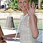 venicefilmfestivalboatarrival_08.jpg