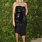 Nom du fichier=AnniversaryoftheCFDAVogueFashionFund_33.jpg
Taille du fichier=947Ko
Dimensions : 1333x2000
Ajouté le : 19 Novembre 2008 AnniversaryoftheCFDAVogueFashionFund_33.jpg