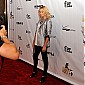 Nom du fichier=FifthAnnualFashionRocks_13.jpg
Taille du fichier=391Ko
Dimensions : 1954x1300
Ajouté le : 06 Septembre 2008 FifthAnnualFashionRocks_13.jpg