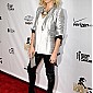 Nom du fichier=FifthAnnualFashionRocks_22.jpg
Taille du fichier=297Ko
Dimensions : 1337x1900
Ajouté le : 06 Septembre 2008 FifthAnnualFashionRocks_22.jpg