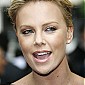 Nom du fichier=HancockUKpremiereLondon_93.jpg
Taille du fichier=392Ko
Dimensions : 1333x2000
Ajouté le : 19 Juin 2008 HancockUKpremiereLondon_93.jpg