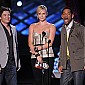 Nom du fichier=MTVMovieAwards08show_01.jpg
Taille du fichier=562Ko
Dimensions : 2612x1600
Ajouté le : 08 Juin 2008 MTVMovieAwards08show_01.jpg