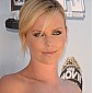 Nom du fichier=MTVMovieAwardsArrivals08_25.jpg
Taille du fichier=360Ko
Dimensions : 1609x2000
Ajouté le : 09 Juin 2008 MTVMovieAwardsArrivals08_25.jpg