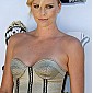 Nom du fichier=MTVMovieAwardsArrivals08_33.jpg
Taille du fichier=550Ko
Dimensions : 1333x2000
Ajouté le : 09 Juin 2008 MTVMovieAwardsArrivals08_33.jpg