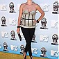 Nom du fichier=MTVMovieAwardsArrivals08_57.jpg
Taille du fichier=706Ko
Dimensions : 1333x2000
Ajouté le : 09 Juin 2008 MTVMovieAwardsArrivals08_57.jpg