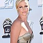 Nom du fichier=MTVMovieAwardsArrivals08_61.jpg
Taille du fichier=448Ko
Dimensions : 1333x2000
Ajouté le : 09 Juin 2008 MTVMovieAwardsArrivals08_61.jpg