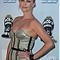 Nom du fichier=MTVMovieAwardsArrivals08_66.jpg
Taille du fichier=421Ko
Dimensions : 1333x2000
Ajouté le : 09 Juin 2008 MTVMovieAwardsArrivals08_66.jpg