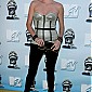 Nom du fichier=MTVMovieAwardsArrivals08_74.jpg
Taille du fichier=454Ko
Dimensions : 1299x2000
Ajouté le : 09 Juin 2008 MTVMovieAwardsArrivals08_74.jpg