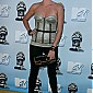 Nom du fichier=MTVMovieAwardsArrivals08_82.jpg
Taille du fichier=441Ko
Dimensions : 1286x2000
Ajouté le : 09 Juin 2008 MTVMovieAwardsArrivals08_82.jpg