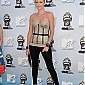 Nom du fichier=MTVMovieAwardsArrivals08_95.jpg
Taille du fichier=463Ko
Dimensions : 1329x2000
Ajouté le : 09 Juin 2008 MTVMovieAwardsArrivals08_95.jpg