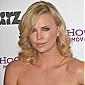 Nom du fichier=13thAnnualHollywoodAwardsGala26oct_17.jpg
Taille du fichier=356Ko
Dimensions : 1331x2000
Ajouté le : 27 Octobre 2009 13thAnnualHollywoodAwardsGala26oct_17.jpg