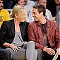Nom du fichier=LosAngelesLakersreceivingtheirchampionshipring_05.jpg
Taille du fichier=516Ko
Dimensions : 1736x1300
Ajouté le : 30 Octobre 2009 LosAngelesLakersreceivingtheirchampionshipring_05.jpg