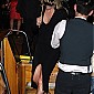 Nom du fichier=SalmaHayekAndFrancoisHostAWeddingPartyInVenice_13.jpg
Taille du fichier=56Ko
Dimensions : 400x600
Ajouté le : 25 Avril 2009 SalmaHayekAndFrancoisHostAWeddingPartyInVenice_13.jpg