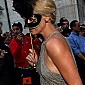 Nom du fichier=SalmaHayekAndFrancoisPinaultSecondWeddingInVenice_10.jpg
Taille du fichier=64Ko
Dimensions : 412x600
Ajouté le : 26 Avril 2009 SalmaHayekAndFrancoisPinaultSecondWeddingInVenice_10.jpg