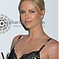 Nom du fichier=DiorVoguecelebrationofCharlizeTheronAfricaOutreachProject_07.jpg
Taille du fichier=387Ko
Dimensions : 1330x1900
Ajouté le : 28 Avril 2010 DiorVoguecelebrationofCharlizeTheronAfricaOutreachProject_07.jpg