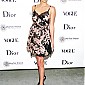 Nom du fichier=DiorVoguecelebrationofCharlizeTheronAfricaOutreachProject_17.jpg
Taille du fichier=50Ko
Dimensions : 367x550
Ajouté le : 02 Mai 2010 DiorVoguecelebrationofCharlizeTheronAfricaOutreachProject_17.jpg