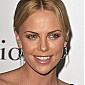 Nom du fichier=DiorVoguecelebrationofCharlizeTheronAfricaOutreachProject_24.jpg
Taille du fichier=50Ko
Dimensions : 451x600
Ajouté le : 02 Mai 2010 DiorVoguecelebrationofCharlizeTheronAfricaOutreachProject_24.jpg