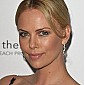 Nom du fichier=DiorVoguecelebrationofCharlizeTheronAfricaOutreachProject_47.jpg
Taille du fichier=45Ko
Dimensions : 450x600
Ajouté le : 02 Mai 2010 DiorVoguecelebrationofCharlizeTheronAfricaOutreachProject_47.jpg
