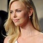 Nom du fichier=2011VanityFairOscarParty_96.jpg
Taille du fichier=525Ko
Dimensions : 1329x1900
Ajouté le : 03 Mars 2011 2011VanityFairOscarParty_96.jpg