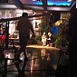 JaneGoodalllive_01.jpg