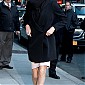 Nom du fichier=arrivestotheTheLateShowwithDavidLettermaninNYC_03.jpg
Taille du fichier=303Ko
Dimensions : 980x1900
Ajouté le : 09 Décembre 2011 arrivestotheTheLateShowwithDavidLettermaninNYC_03.jpg