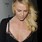 WMagazineCelebratesItsBestPerformancesIssue_08.jpg