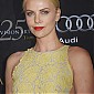 Nom du fichier=BAFTALosAngeles18thAnnualAwardsSeasonTeaParty_06.jpg
Taille du fichier=495Ko
Dimensions : 1331x2000
Ajouté le : 15 Janvier 2012 BAFTALosAngeles18thAnnualAwardsSeasonTeaParty_06.jpg