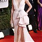 Nom du fichier=CTarrivesatthe69thAnnualGoldenGlobeAwards_27.jpg
Taille du fichier=372Ko
Dimensions : 1168x2000
Ajouté le : 16 Janvier 2012 CTarrivesatthe69thAnnualGoldenGlobeAwards_27.jpg