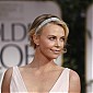 Nom du fichier=CTarrivesatthe69thAnnualGoldenGlobeAwards_38.jpg
Taille du fichier=267Ko
Dimensions : 1900x1401
Ajouté le : 16 Janvier 2012 CTarrivesatthe69thAnnualGoldenGlobeAwards_38.jpg