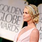 Nom du fichier=CTarrivesatthe69thAnnualGoldenGlobeAwards_49.jpg
Taille du fichier=255Ko
Dimensions : 1900x1299
Ajouté le : 22 Janvier 2012 CTarrivesatthe69thAnnualGoldenGlobeAwards_49.jpg