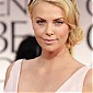 Nom du fichier=CTarrivesatthe69thAnnualGoldenGlobeAwards_52.jpg
Taille du fichier=224Ko
Dimensions : 1267x1900
Ajouté le : 22 Janvier 2012 CTarrivesatthe69thAnnualGoldenGlobeAwards_52.jpg