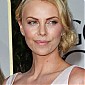 Nom du fichier=CTarrivesatthe69thAnnualGoldenGlobeAwards_56.jpg
Taille du fichier=309Ko
Dimensions : 1267x1900
Ajouté le : 22 Janvier 2012 CTarrivesatthe69thAnnualGoldenGlobeAwards_56.jpg